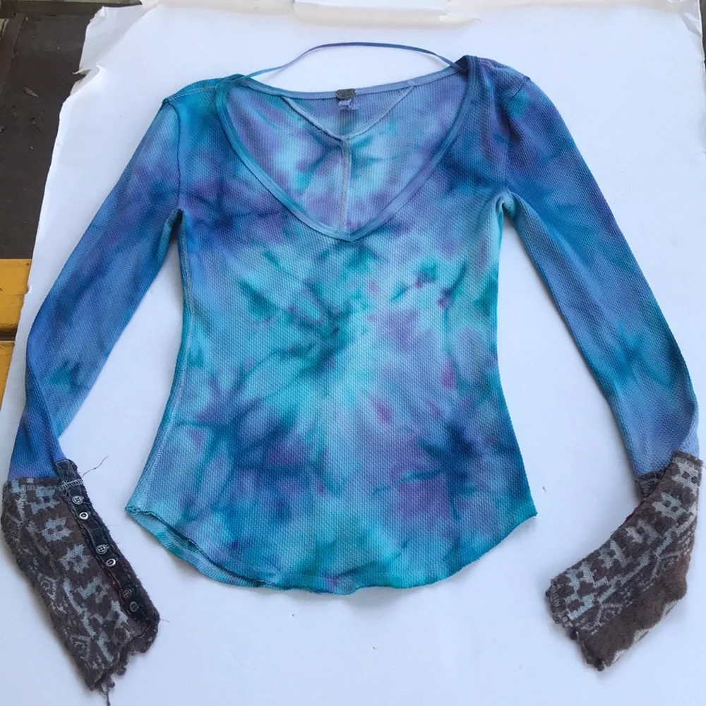 FPxDP Custom Tie Dye Rare Cuff Thermal Top Art School Sweater Colorful Medium M